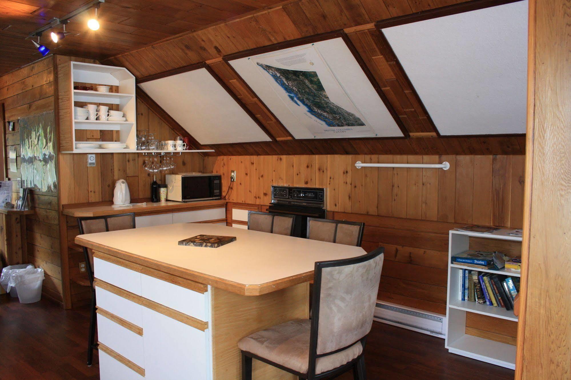 Orca Lodge Sointula ภายนอก รูปภาพ