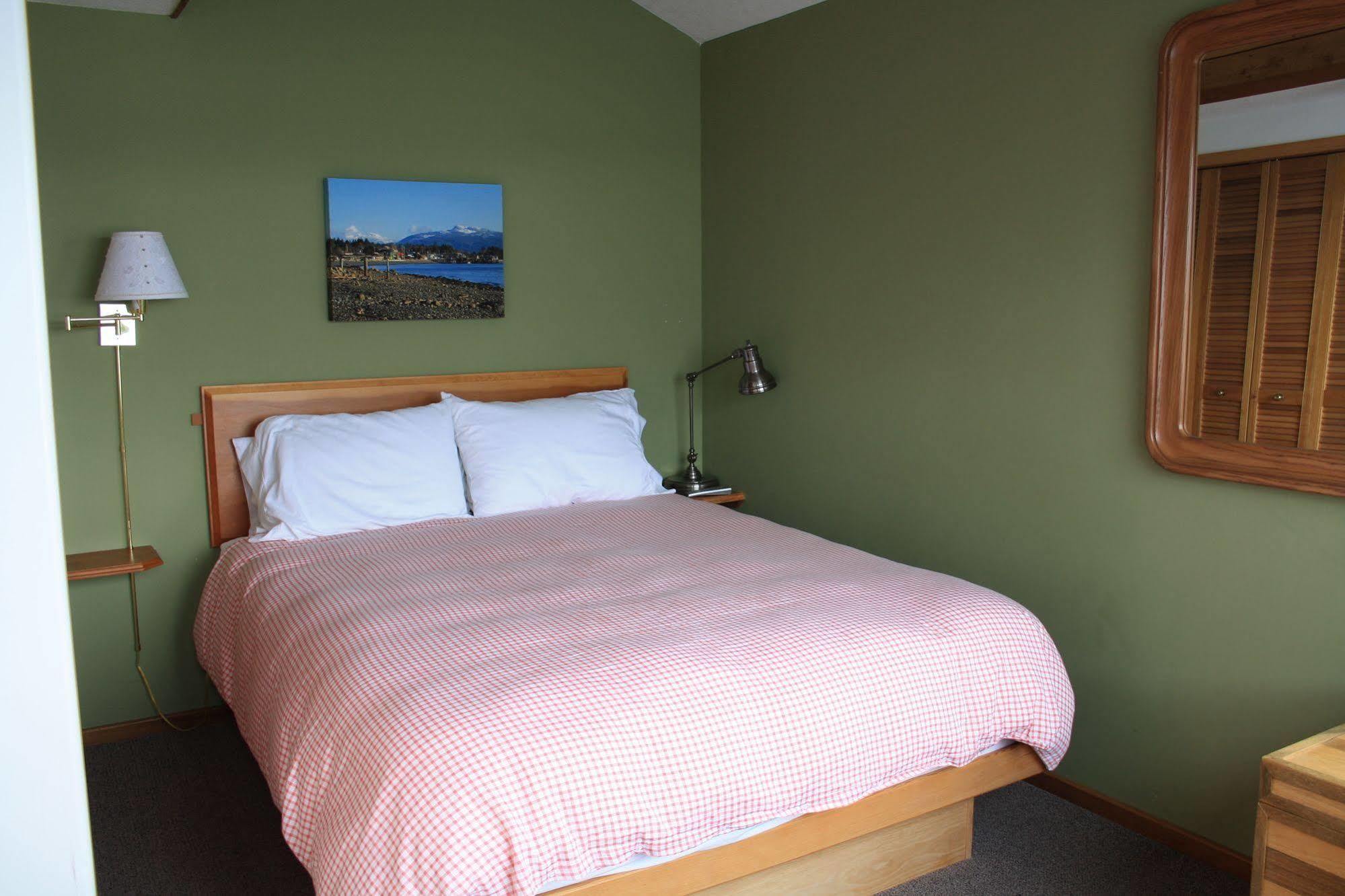 Orca Lodge Sointula ภายนอก รูปภาพ