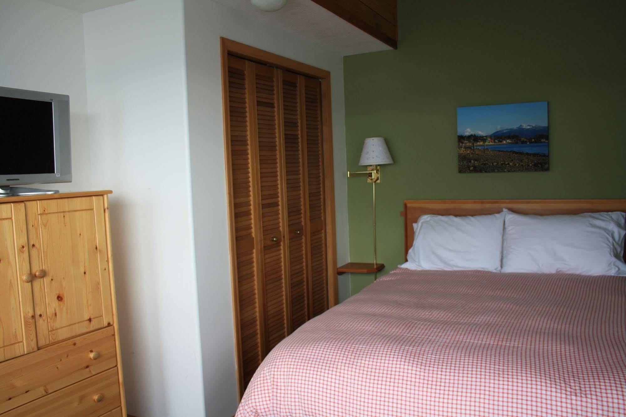 Orca Lodge Sointula ภายนอก รูปภาพ